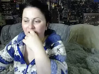 Lillian2 webcam model stream image