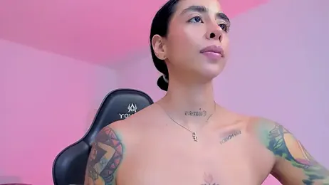 sophierooy22 webcam model stream image