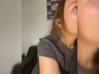 Alisasqrl webcam model stream image