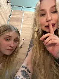 LollyPollly webcam model stream image