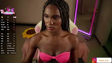 LuanaRisque webcam model stream image