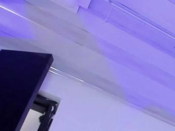 KendallWods webcam model stream image