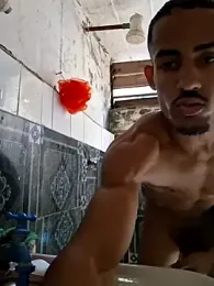 kronosfit webcam stripchat model stream image