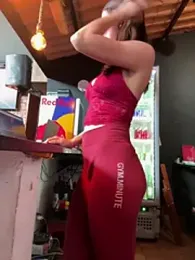 zelyramonvielly webcam model stream image