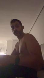 Elvikingo85 webcam model stream image