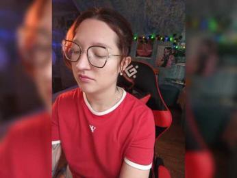 NovaLia webcam bongacams model stream image