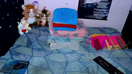 ShantalTsFox webcam model stream image