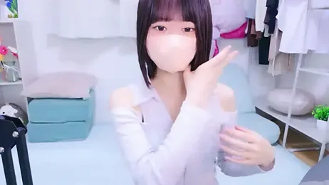 Im_Yu-na webcam stripchat model stream image