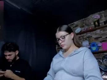 mia_and_vincentt webcam model stream image