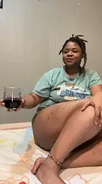 HEARTBREAKBRE webcam model stream image