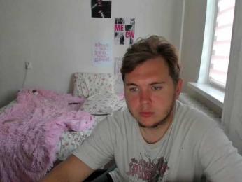 FanatKenli webcam model stream image