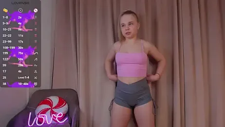 OdetteHarwick webcam stripchat model stream image