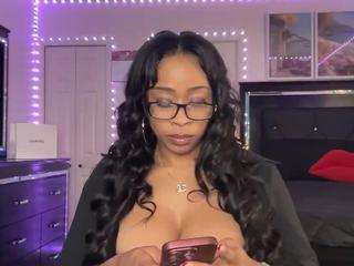 mariah-brook webcam model stream image
