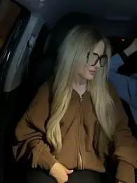 Holly-Glamour webcam stripchat model stream image