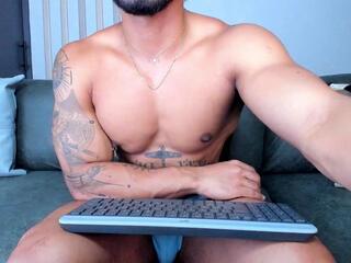 Bruce Roldan webcam model stream image