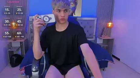 SamBlack_ webcam model stream image