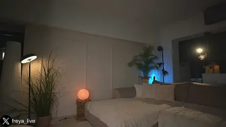 freyacherie webcam model stream image