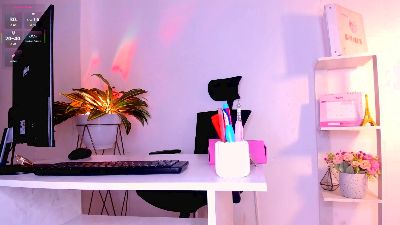 LunaPleasure webcam model stream image