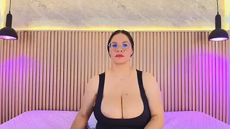 big_tits_in_your_face webcam stripchat model stream image