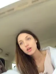 DollyTall webcam stripchat model stream image