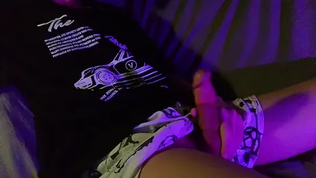 LEO_shy webcam model stream image