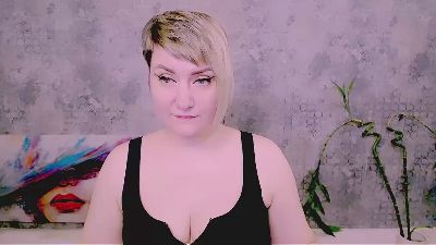 Djullia webcam model stream image