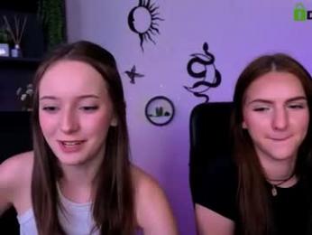 chloe_ley webcam model stream image