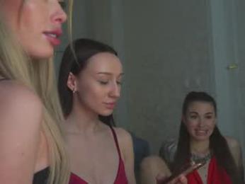 agent_blonde webcam model stream image