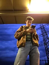 freshboy72 webcam model stream image