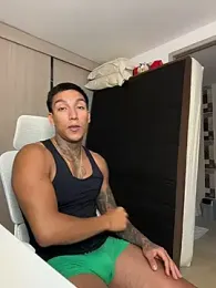 sendfer webcam stripchat model stream image