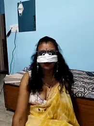 Kannadasexywifes webcam stripchat model stream image