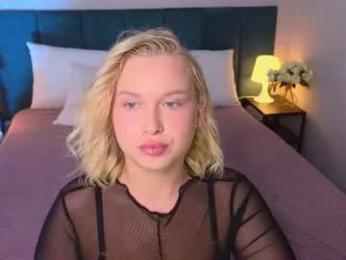 angelic_coy webcam chaturbate model stream image
