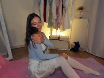 wave_of_happy_ webcam model stream image