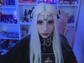 Nana-Brrrrr webcam model stream image