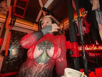 MistressWildd webcam stripchat model stream image