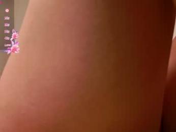 gloriamillss webcam model stream image