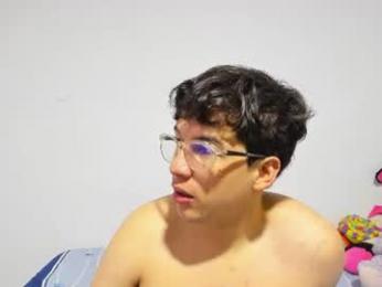 desire_ecstasy2 webcam model stream image