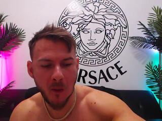 Marco Riciardo webcam flirt4free model stream image