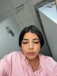 ArieliciousXXX webcam stripchat model stream image