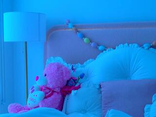 Maci Reynolds webcam model stream image