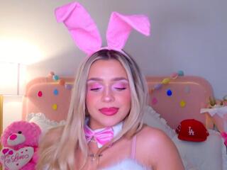 Maci Reynolds webcam model stream image