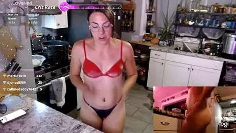 KierBearKisses webcam model stream image