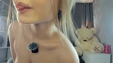BelleDream webcam stripchat model stream image