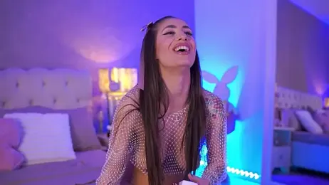 OhhAisha webcam model stream image