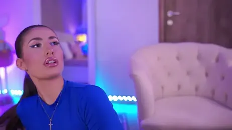 OhhAisha webcam model stream image