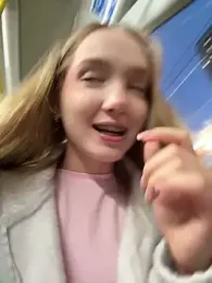 bambi_lu webcam stripchat model stream image