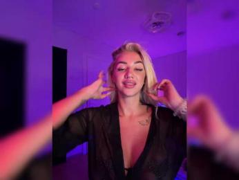 -AmazingBlonde- webcam bongacams model stream image