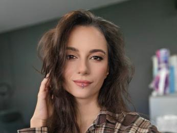 CatherineHawks webcam model stream image
