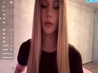 lioraroux webcam model stream image