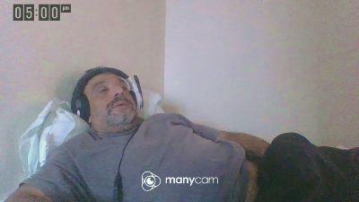 benenzo webcam model stream image